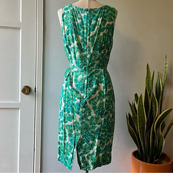 Boden• Silk•Abigail Dress•Green Roses•Sz 12R - Picture 5 of 13